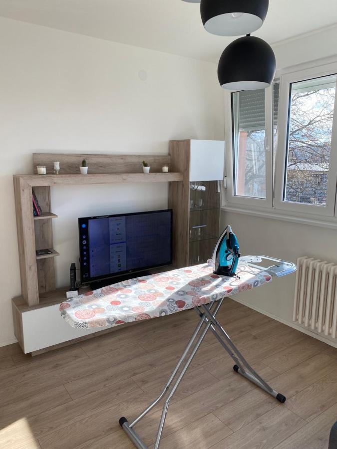 Cosy Apart Aca Belgrad Exterior foto