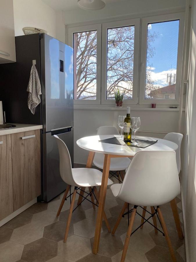 Cosy Apart Aca Belgrad Exterior foto