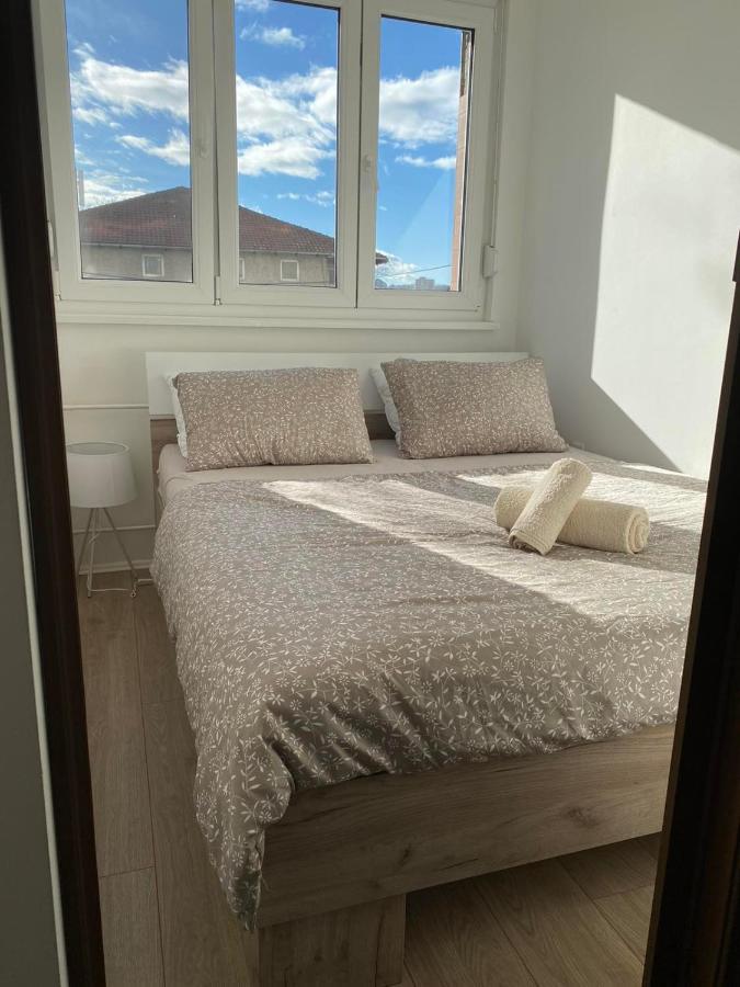 Cosy Apart Aca Belgrad Exterior foto